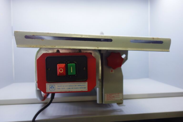 pila-stolowa-warto-marka-inny-producent