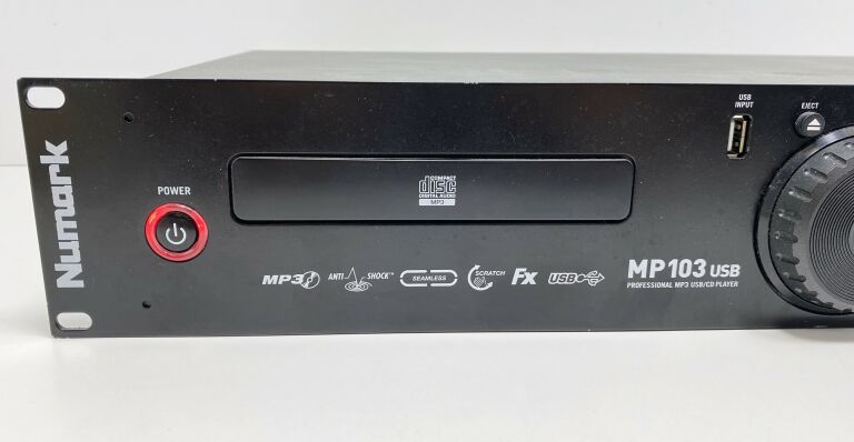 ODTWARZACZ NUMARK MP103USB + AKCESORIA
