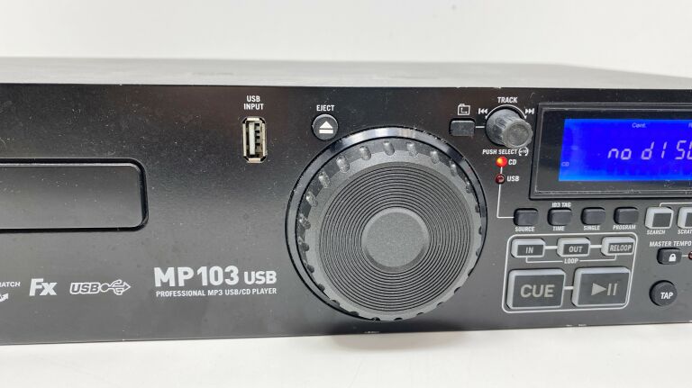 ODTWARZACZ NUMARK MP103USB + AKCESORIA