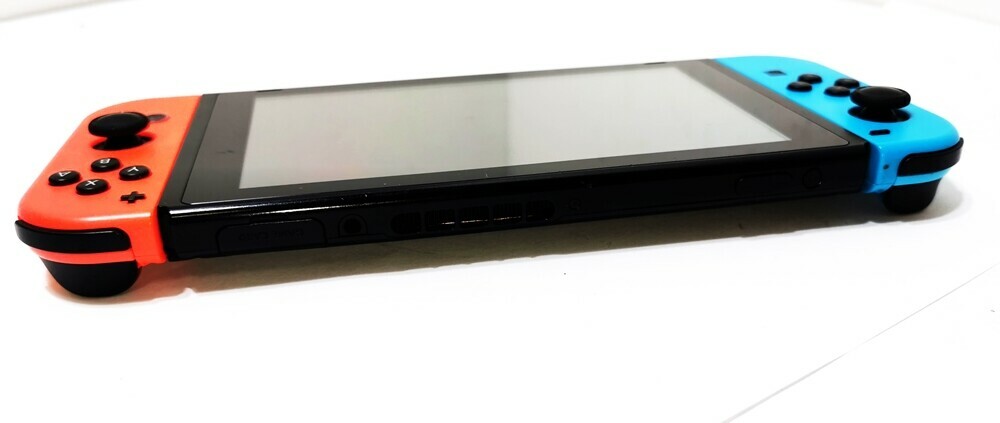 konsola-nintendo-switch-komplet-gwarancja-ean-045496452629