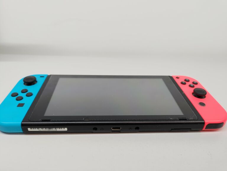 KONSOLA NINTENDO SWITCH HAC-001 USZKODZONA BATERI