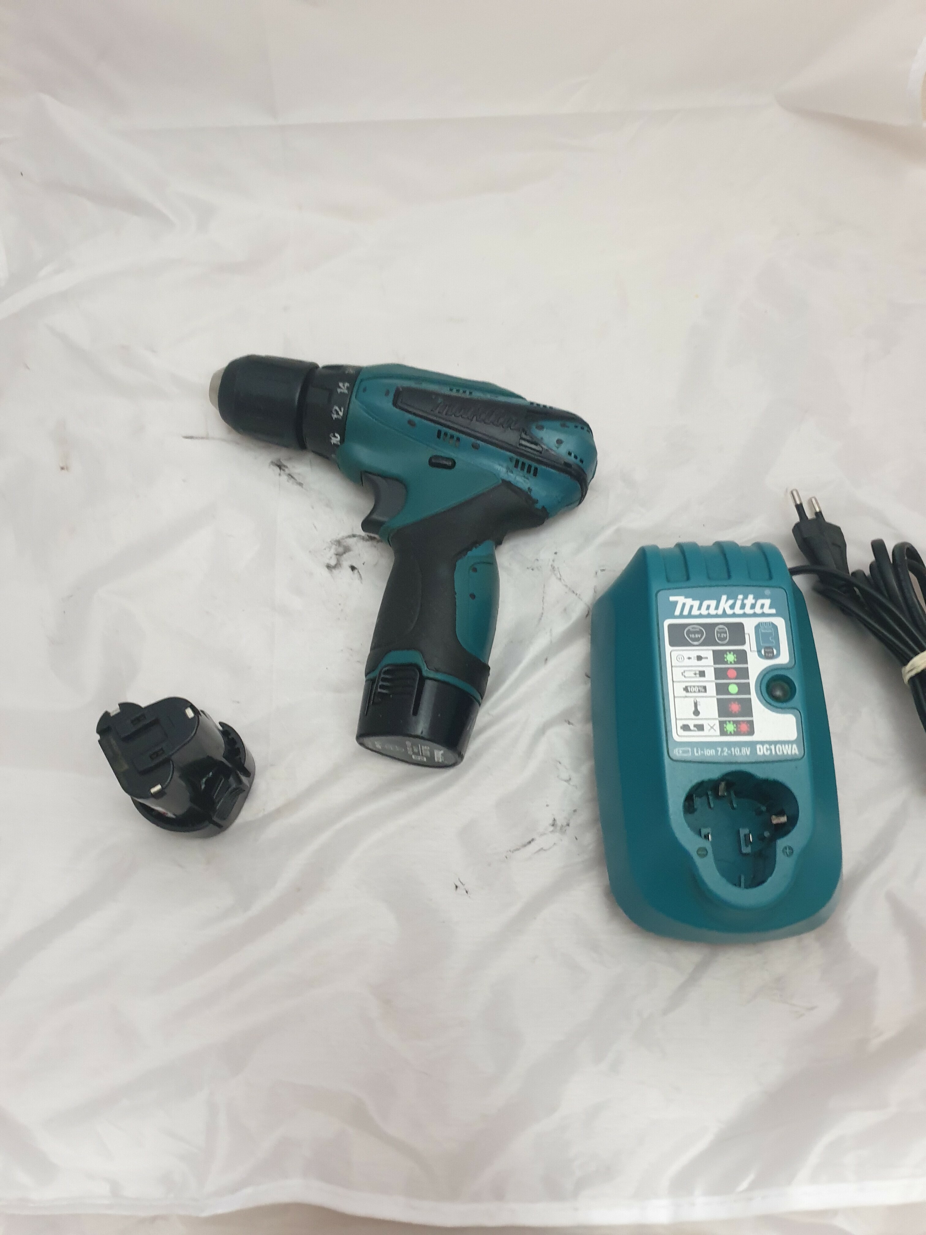 wkretarka-makita-108v-2alulad-bez-tabliczek-jaworzynska-46-legnica-sj