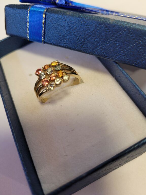 pierscionek-zloty-kolorowy-senatorska-38-legnica