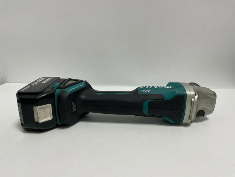 SZLIFIERKA MAKITA DGA505+AKUMULATOR 5.0 AH BL1850