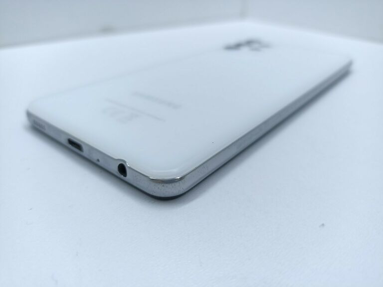 TELEFON SAMSUNG GALAXY A52 5G KOMPLET/OPIS