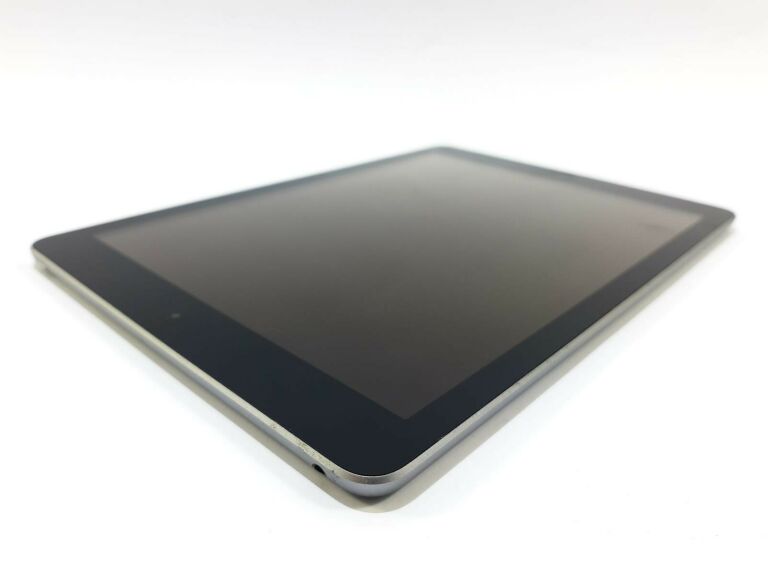 tablet-apple-ipad-6-gen-2018-a1893-32-gb-marka-apple