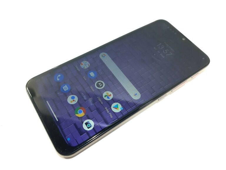 TELEFON MOTOROLA MOTO G30