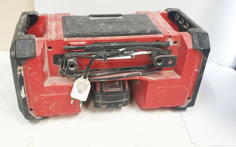 RADIO BUDOWLANE MILWAUKEE M18 JSR DAB+