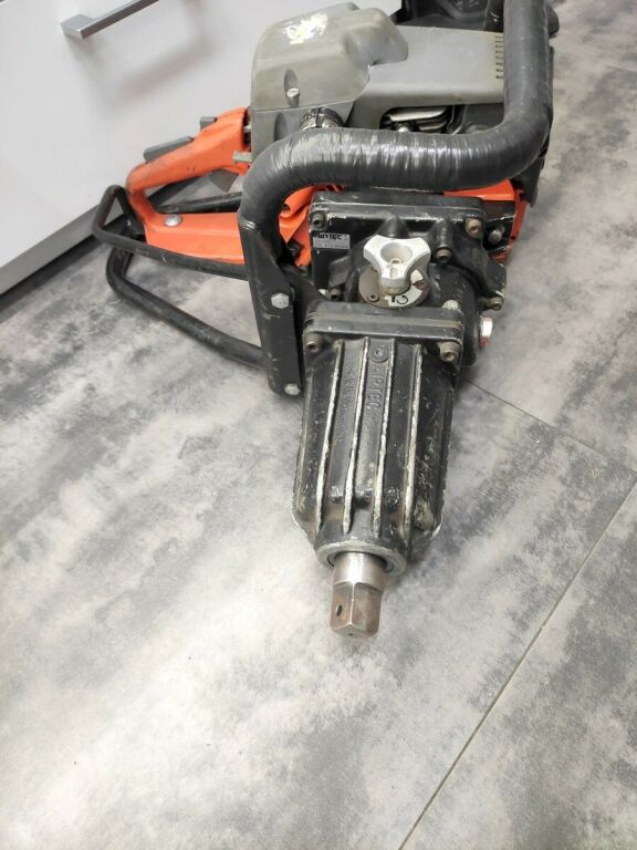 zakretarka-spalinowa-klucz-kolejowy-master35-kod-producenta-master35