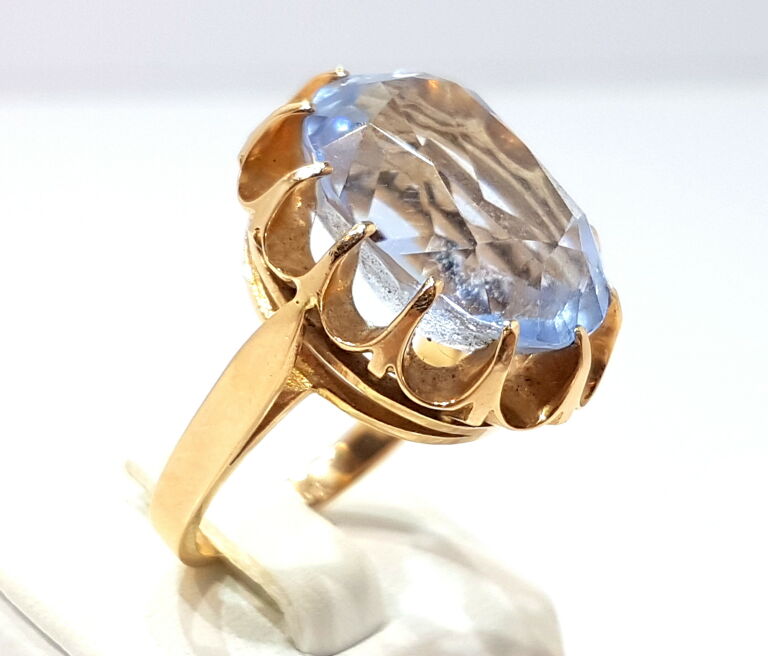 zloty-pierscionek-z-duzym-oczkiem-1095g-583-r17-kamien-inny-kamien