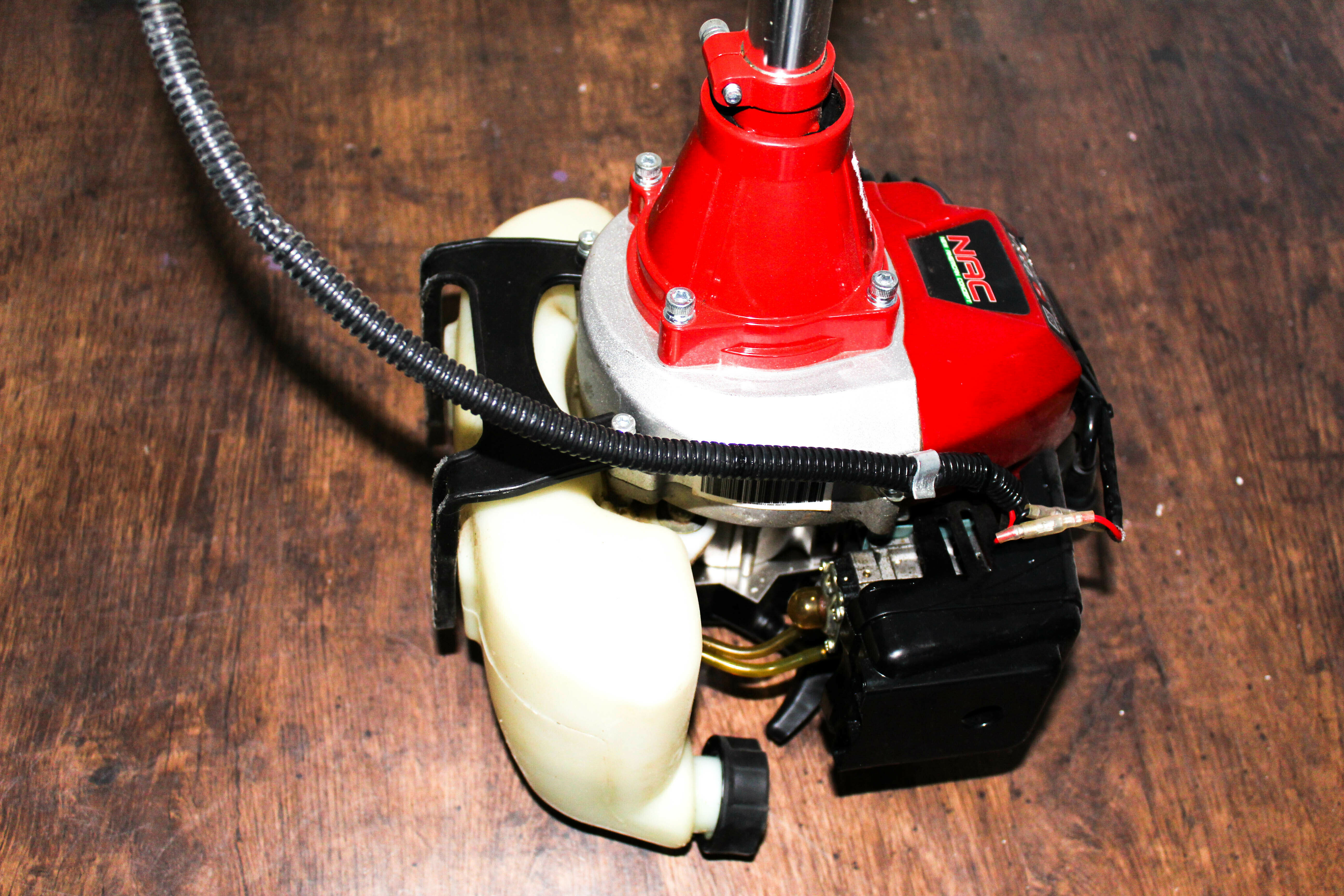 wykaszarka-kosa-spalinowa-nac-bp427ca-t-17km-pojemnosc-kosza-0