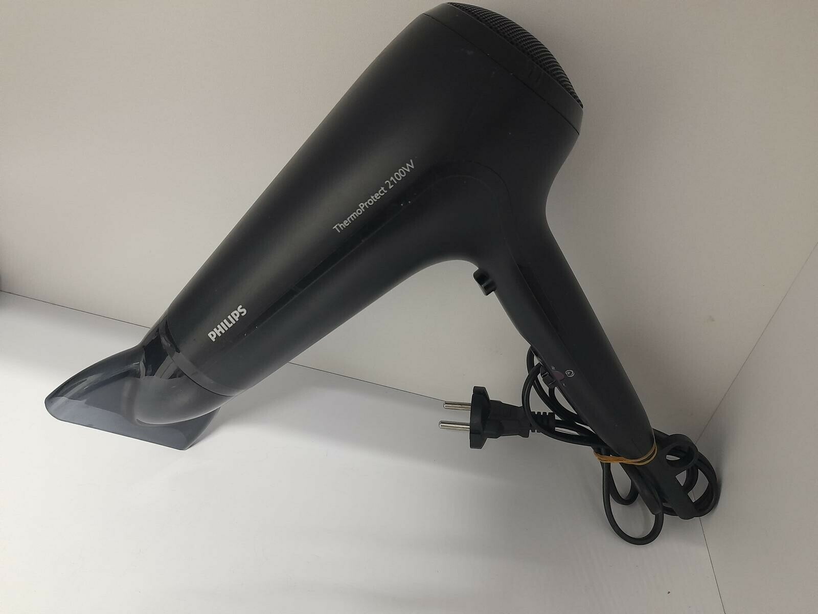 suszarka-philips-thermoprotect-hp823000-liczba-zakresow-temperatury-2