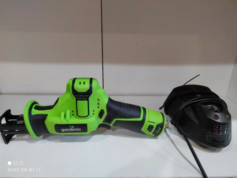 akumulatorowa-pila-do-galezi-12v-max-gardenic-s-stan-uzywany