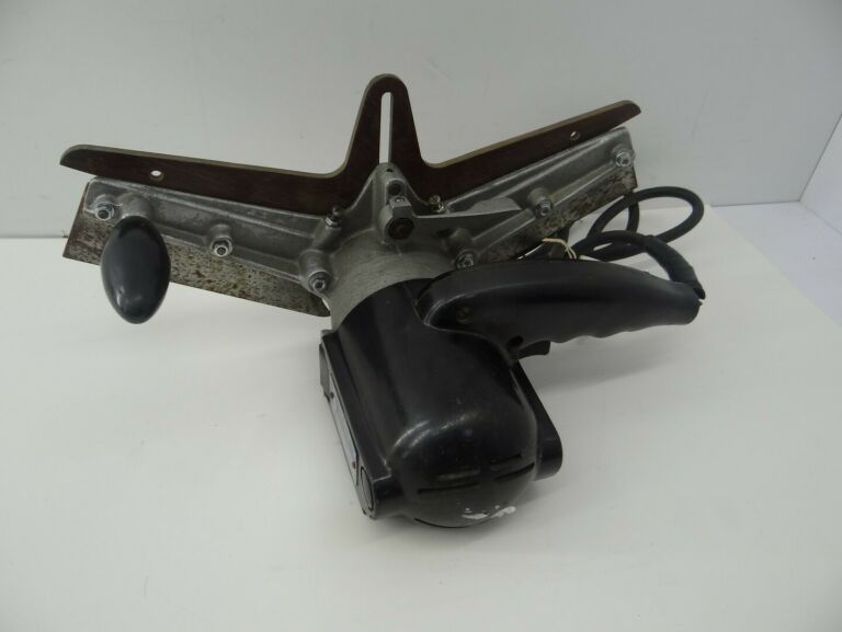 FREZARKA EUGEN LUTZ-KG MZA 46