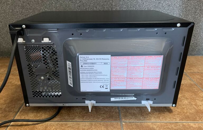 KUCHENKA MIKROFALOWA ZELMER ZMW3105B USZKODZONA
