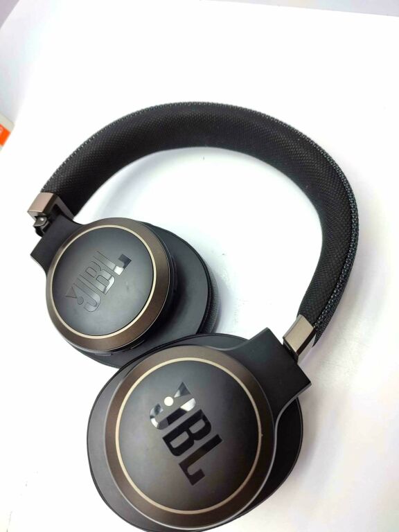 SŁUCHAWKI JBL LIVE 650BTNC