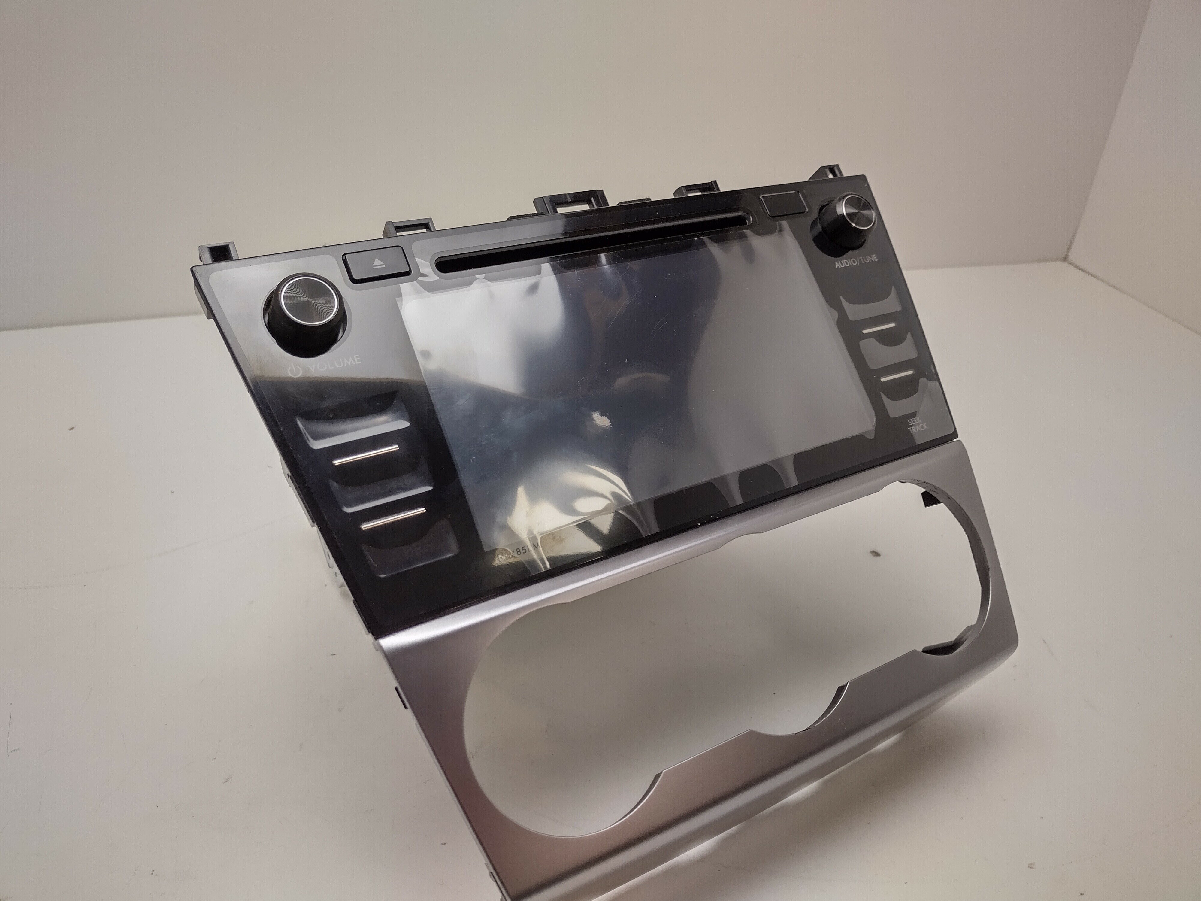 radio-fujrrsu-ten-subaru-ft0054a-stan-uzywany