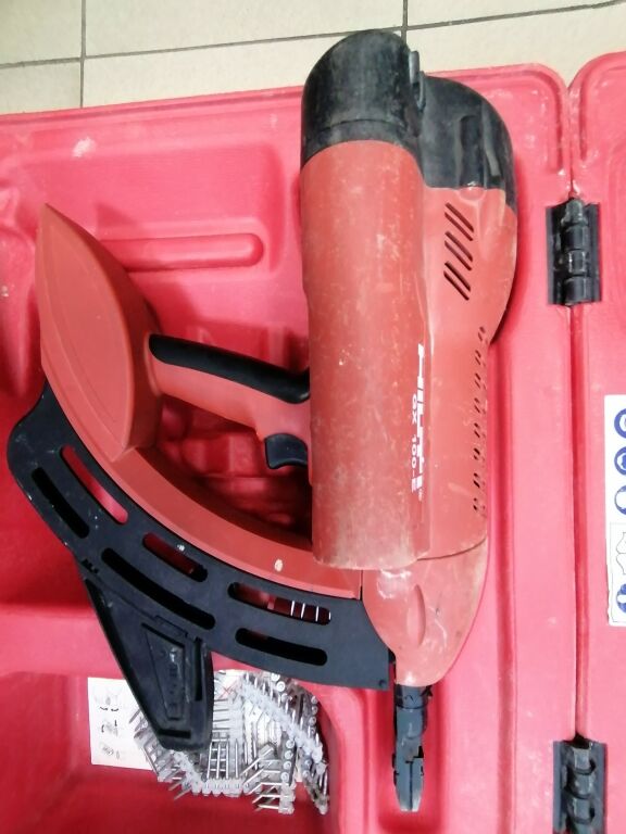 OSADZAK GAZOWY HILTI GX 100-E