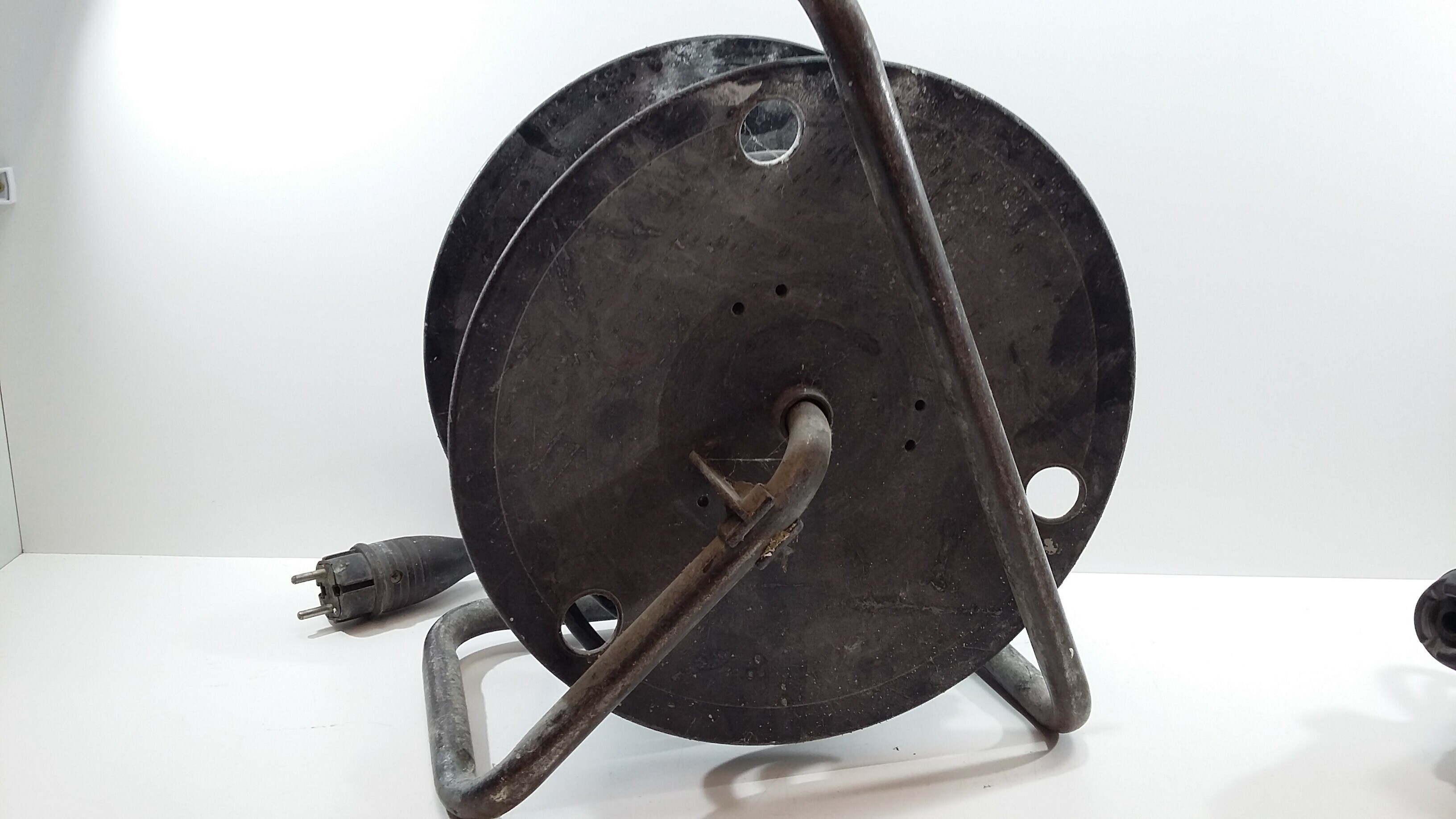 przedluzacz-bebnowy-czarny-stan-nowy