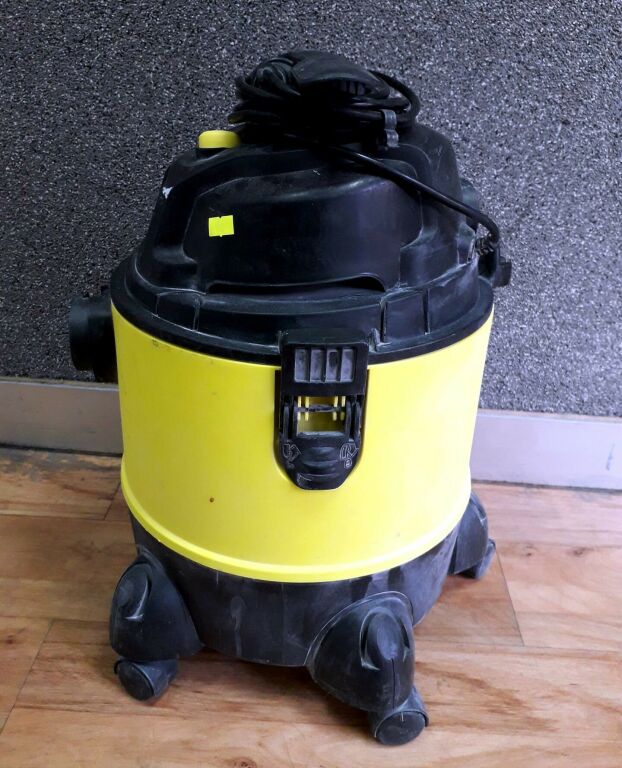 ODKURZACZ PARKSIDE PNTS 1300 F5 *BRAK RURY*