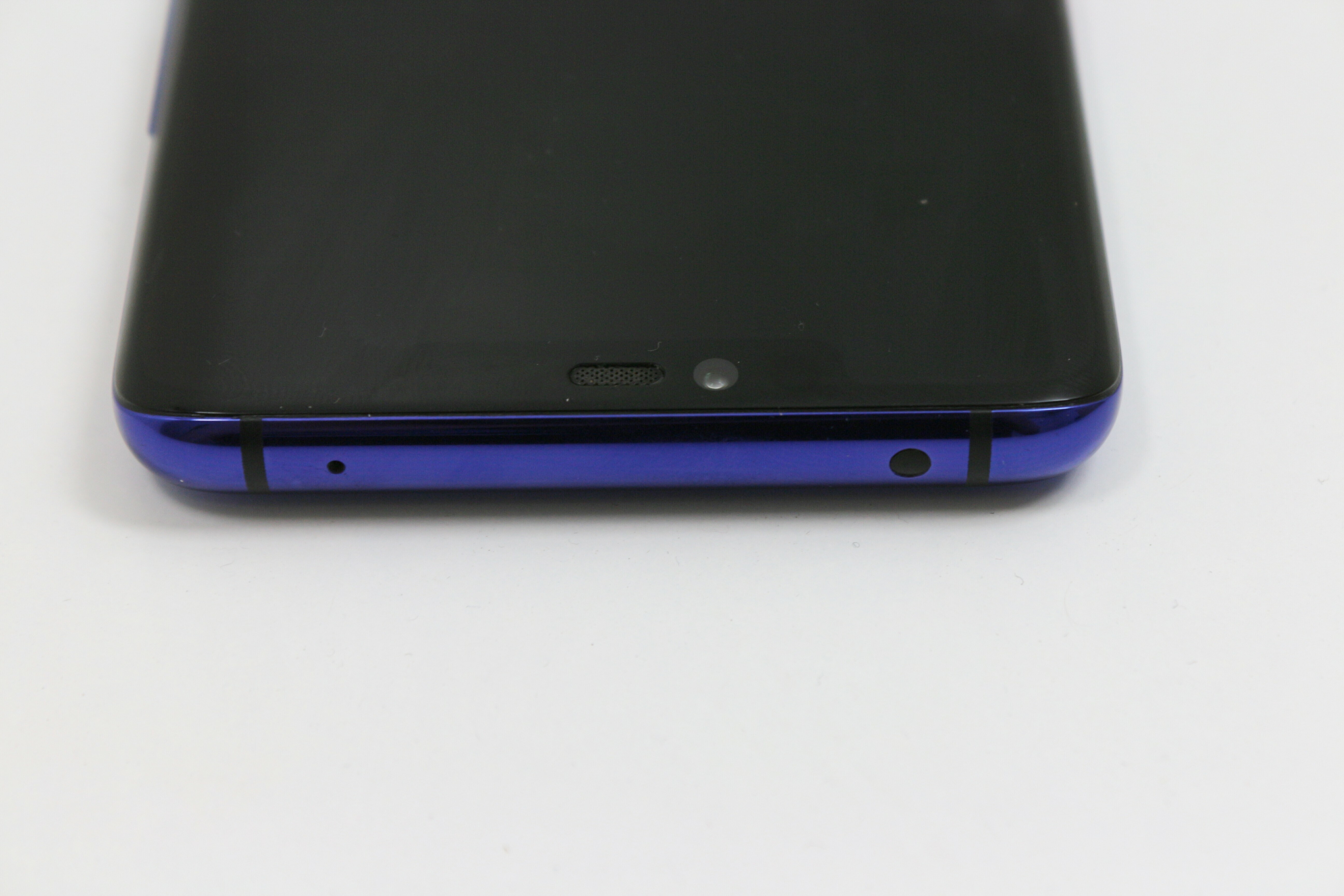 smartfon-huawei-mate-20-pro-128gb-przekatna-ekranu-639