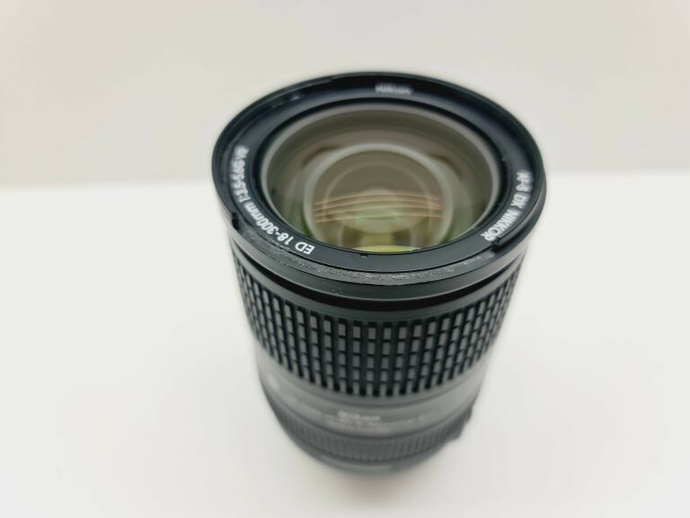 NIKON NIKKOR 18-300 MM F/3.5-6.3G AF-S DX VR ED
