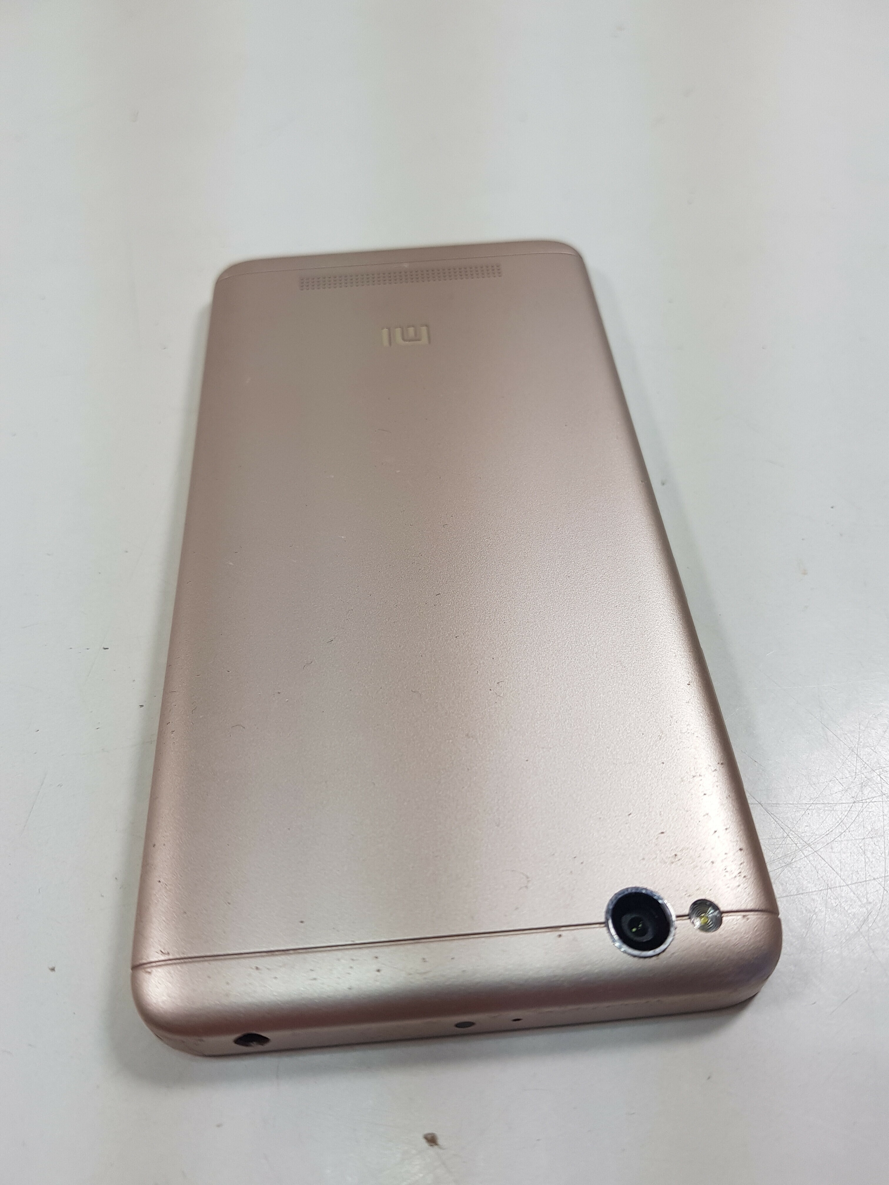 telefon-xiaomi-redmi-4a-przekatna-ekranu-5