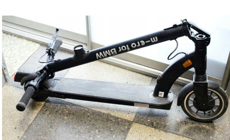 HULAJNOGA ELEKTRYCZNA BMW E-SCOOTER EOREK BMW