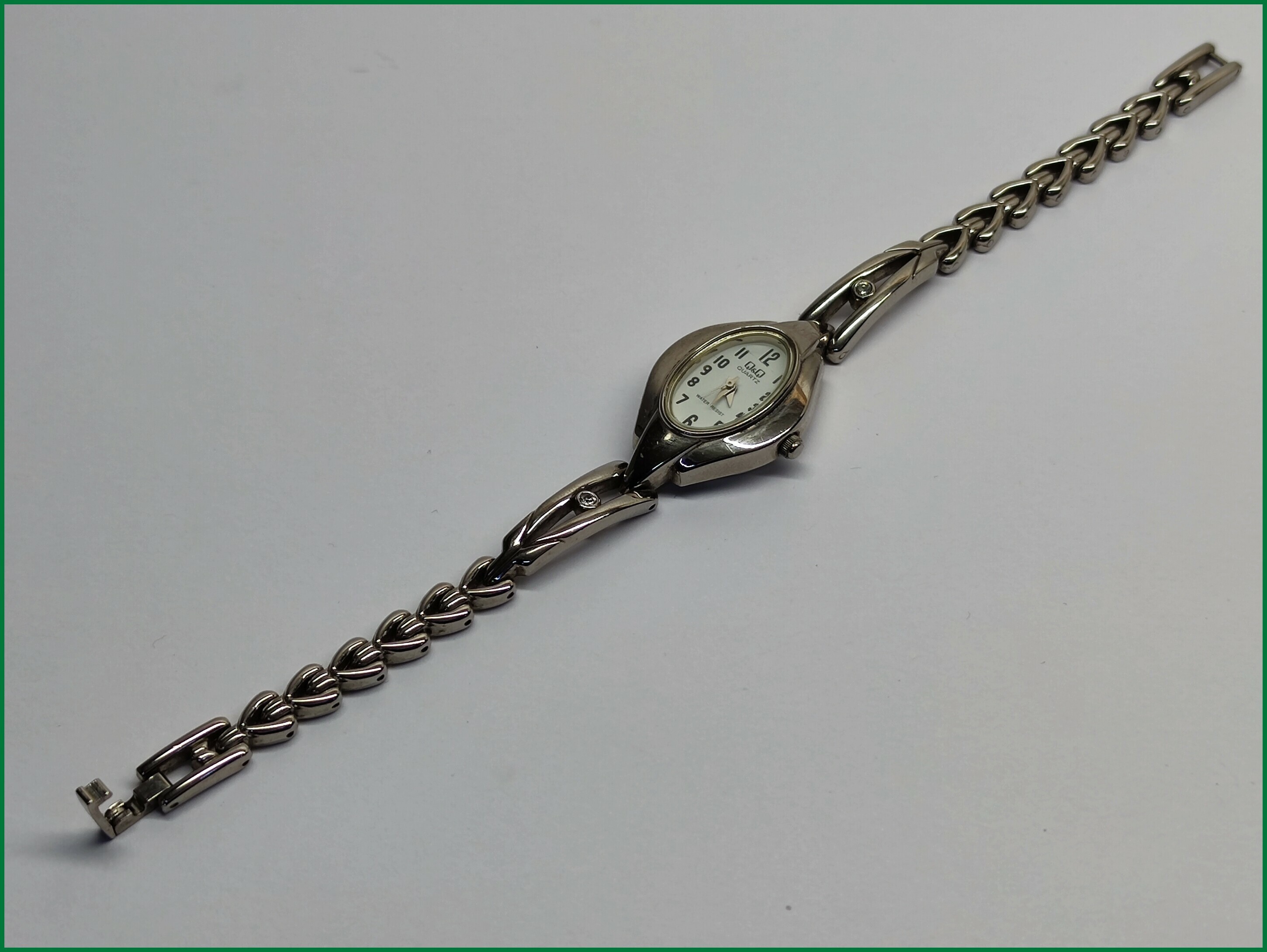 zegarek-damski-qq-f105-204-typ-nareczny