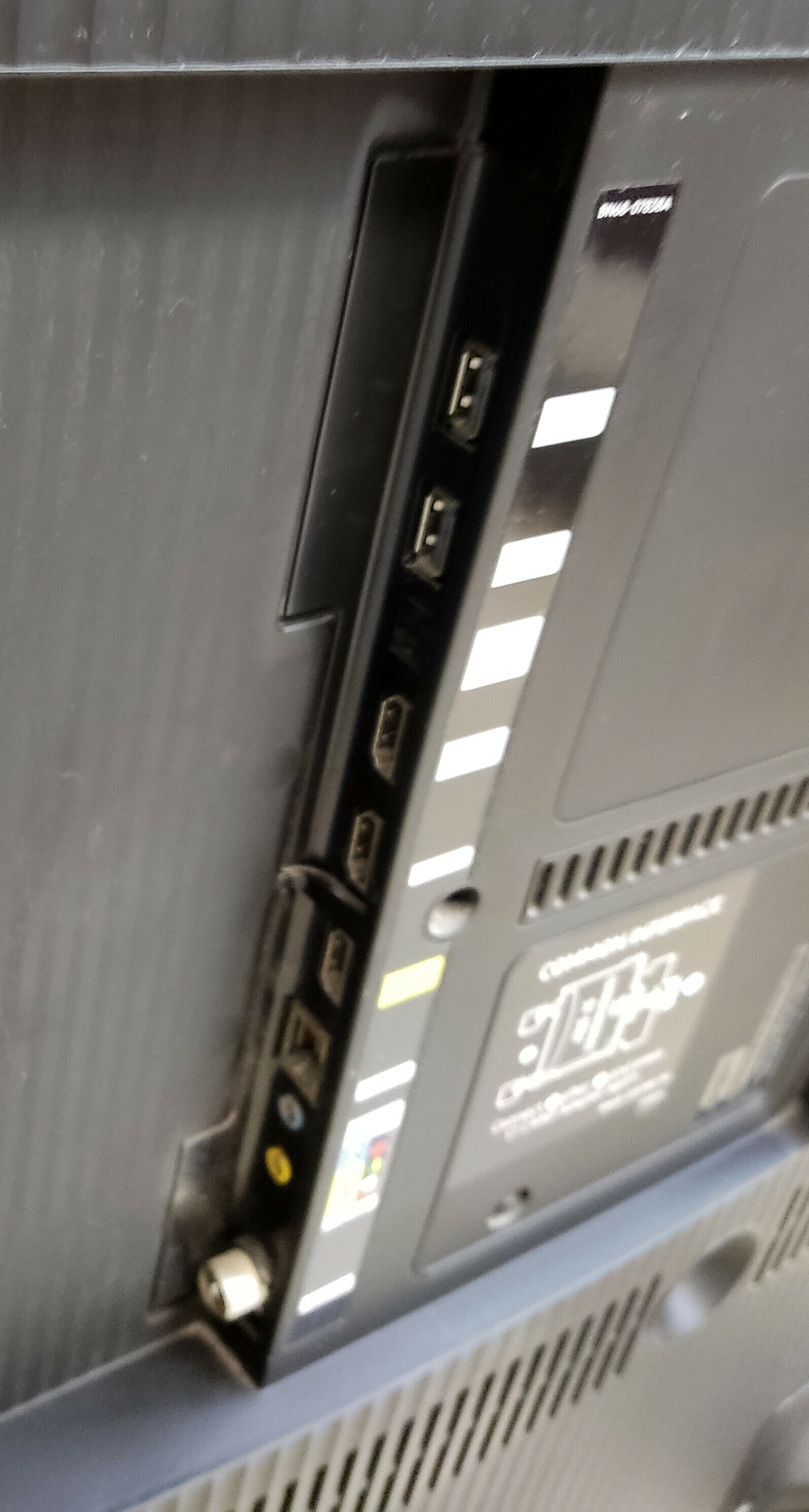 tv-samsung-55-ue55ku6100w-4k-smart-rysa-model-ue55ku6100w