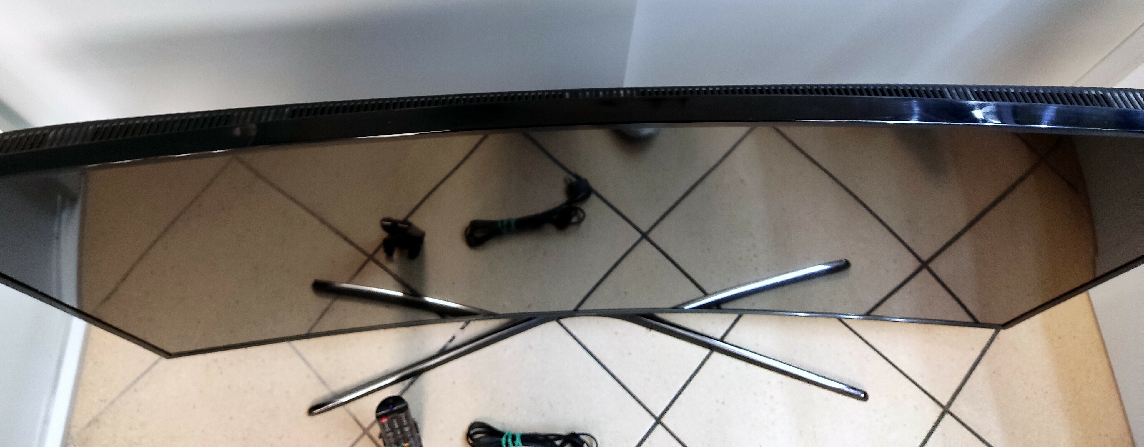 tv-samsung-55-ue55ku6100w-4k-smart-rysa-przekatna-ekranu-cale-55