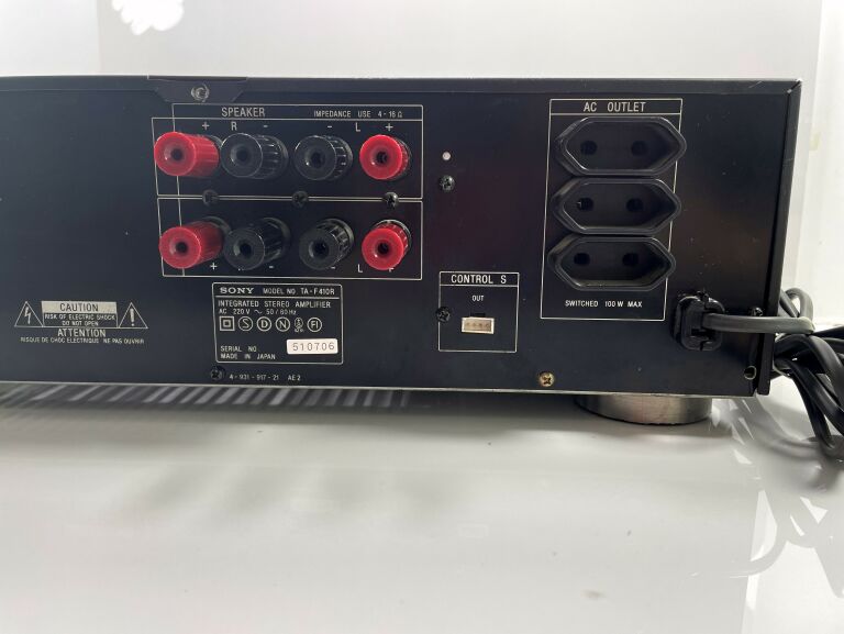 WZMACNIACZ SONY TA-F410R
