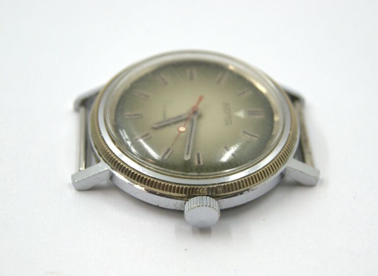 ZEGAREK WOSTOK VOSTOK 17 KAMIENI