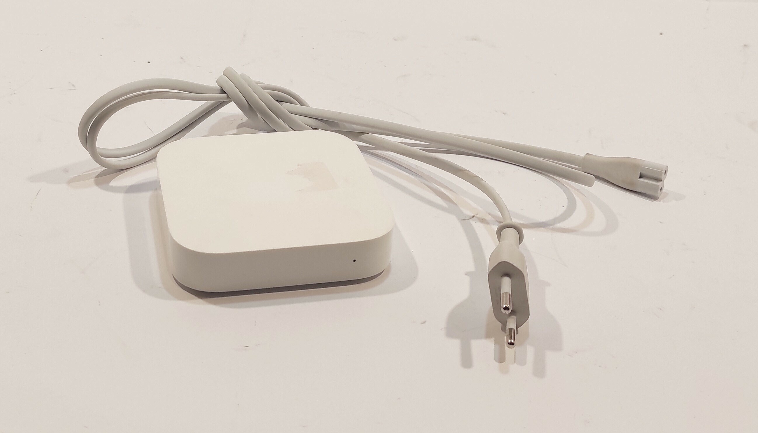 router-apple-airport-express-a1392-wp-167-slubice