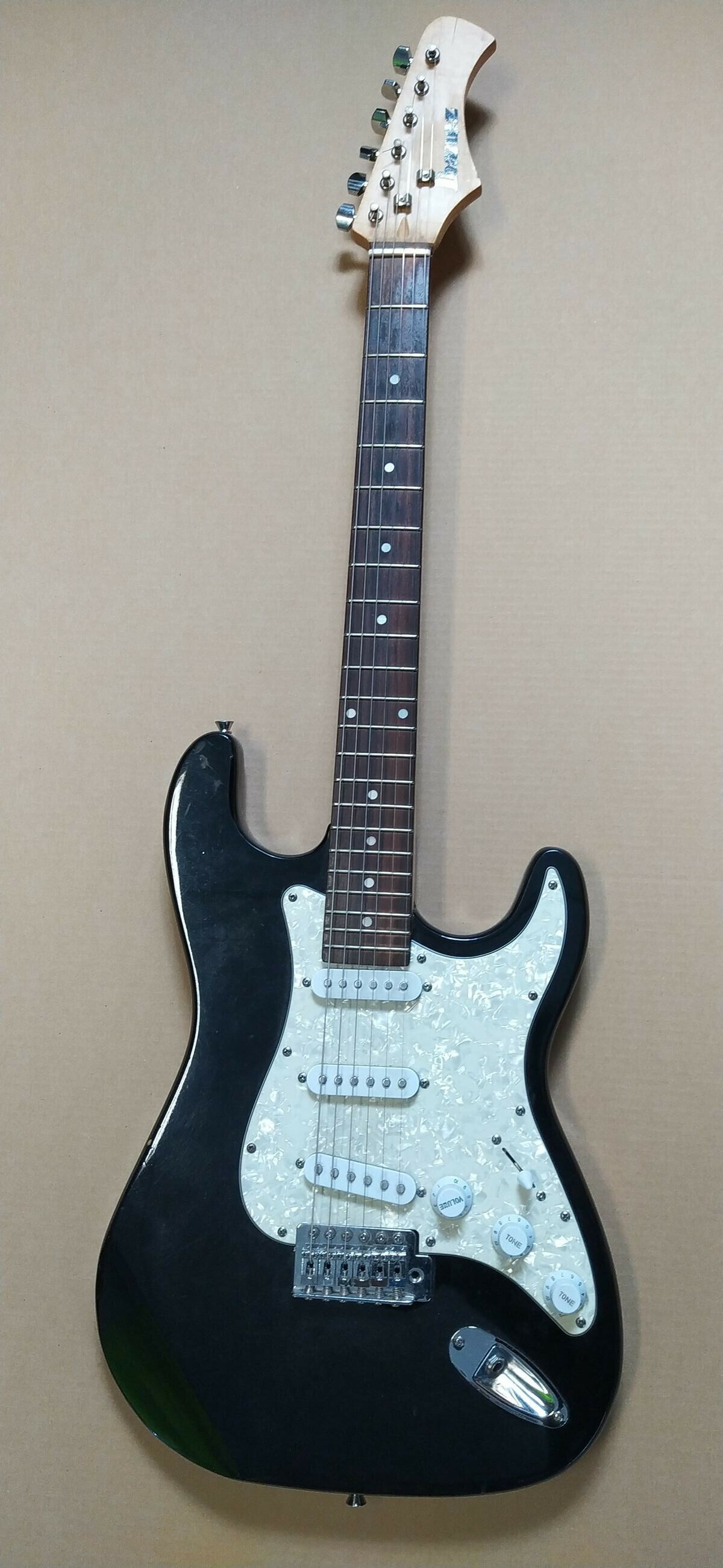 gitara-elektryczna-pokrowiec-wroclawska-6-milicz