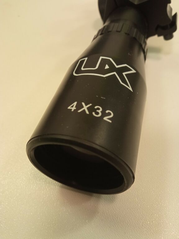 WIATRÓWKA UMAREX UX SYRIX 4,5 MM Z LUNETĄ 4X32