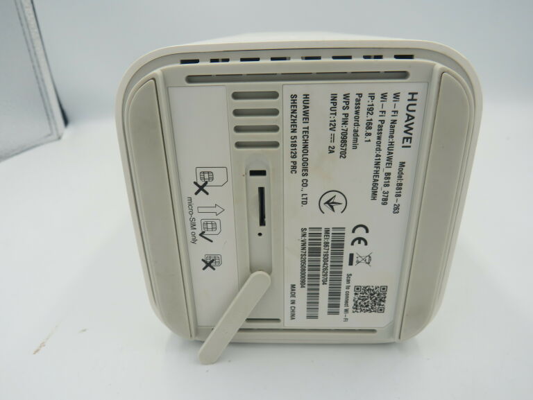 HUAWEI B818-263