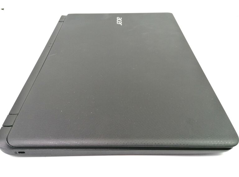 ACER ASPIRE ES 15 AMD A8-7410 1 TERA 4 GB WIN 10