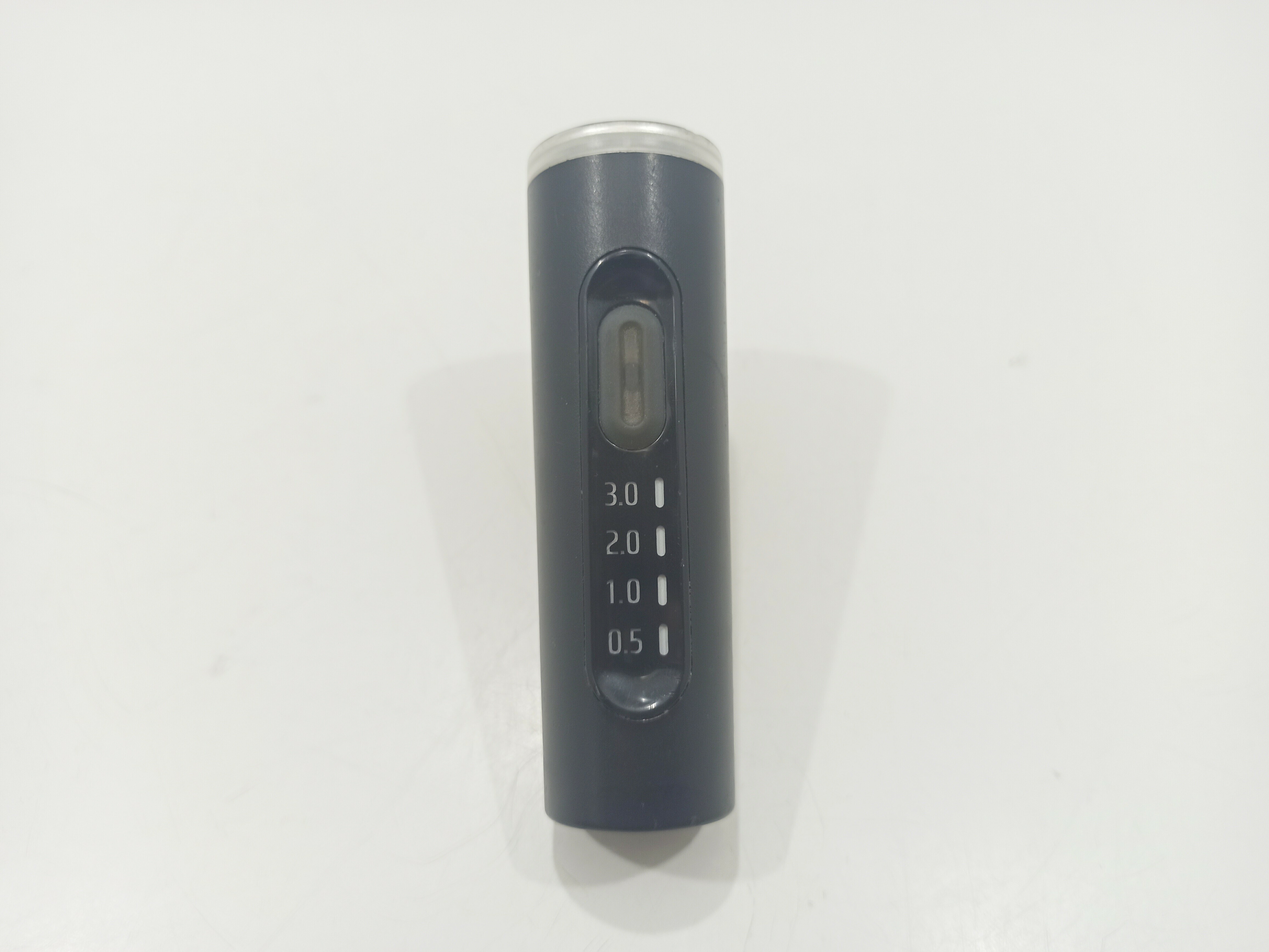 rowerowa-lampka-eyen-streak-400-kod-producenta-streak400v