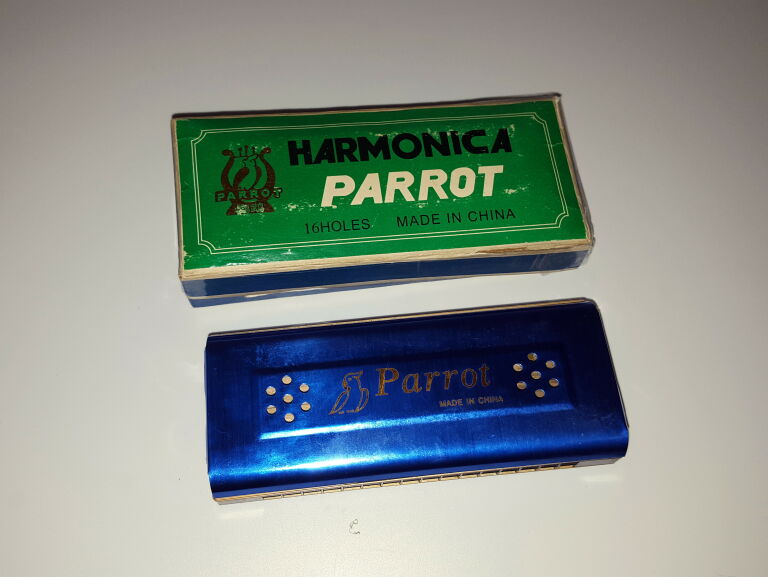 PARROT HARMONIJKA