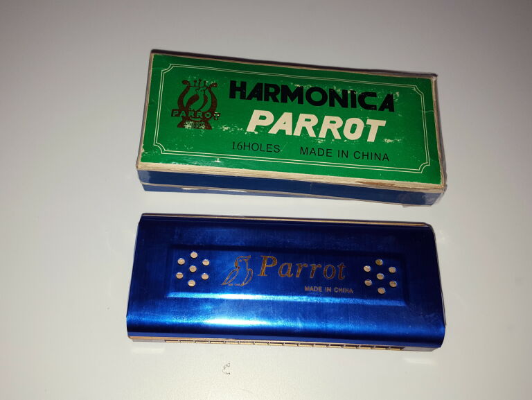 PARROT HARMONIJKA