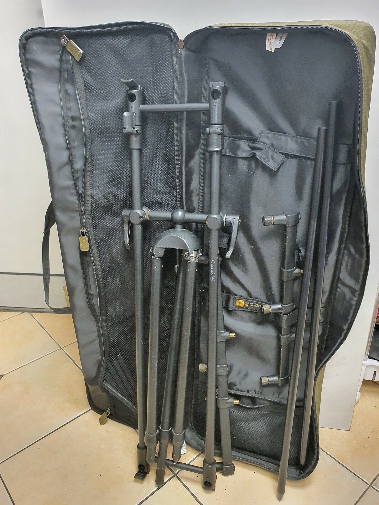 tripod-tri-lux-rod-pod-3-prologic-na-3-wedki-jednosci-narodowej-1091b-sj-wroclaw