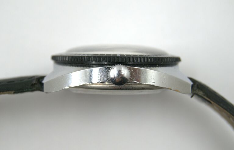 ZEGAREK LUCERNE DIVER