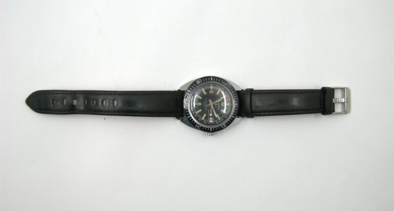 ZEGAREK LUCERNE DIVER