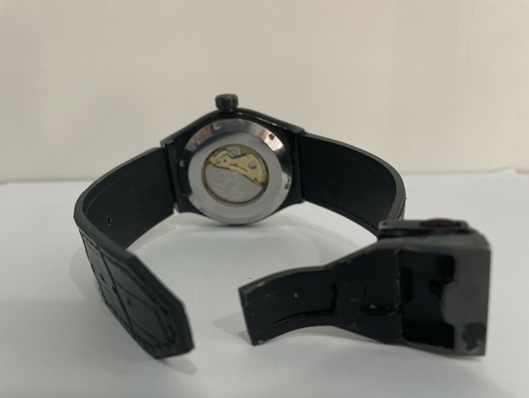 zegarek-hublot-geneve-typ-nareczny