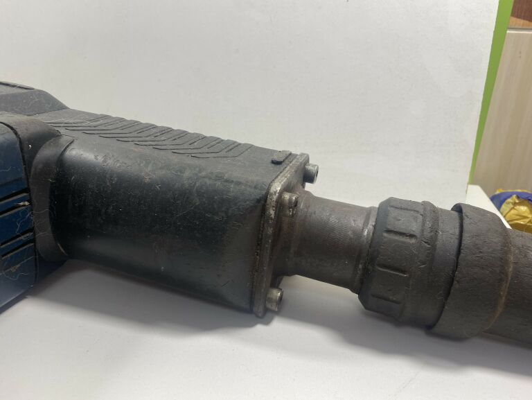 mlot-udarowy-kujacy-bosch-gsh-10c-sds-max-uszkodz-stan-uzywany