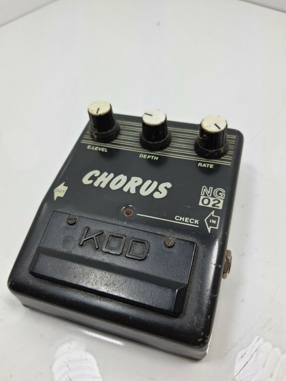 EFEKT GITAROWY CHORUS NG-02