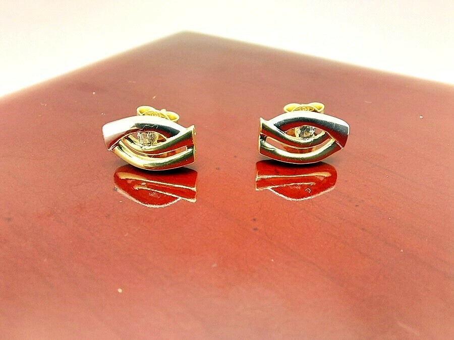 wyjatkowe-kolczyki-ze-zlota-8k-sztyft-psie-budy-56-wroclaw