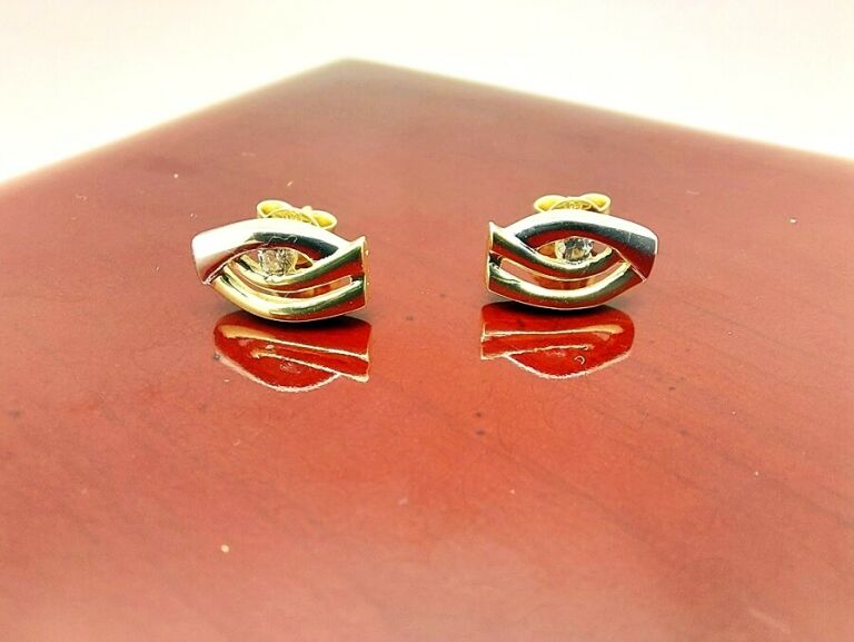 wyjatkowe-kolczyki-ze-zlota-8k-sztyft-psie-budy-56-wroclaw