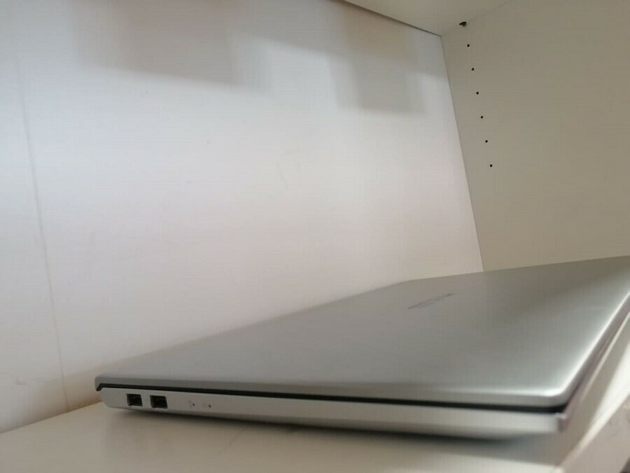 laptop-asus-vivobook-k512j-16-gb-ram-przekatna-ekranu-156